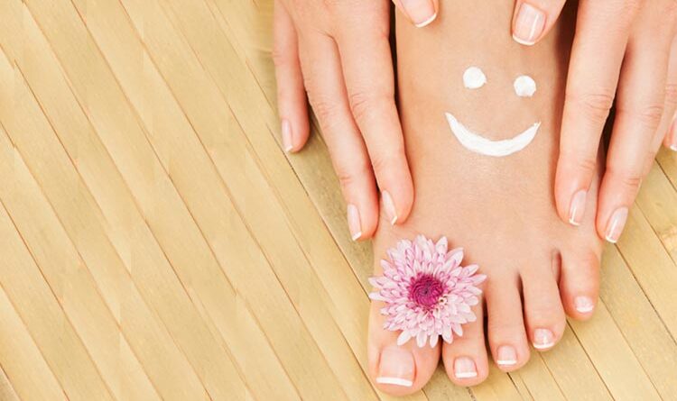 6 Ways To Get Rid Of Toenail Fungus