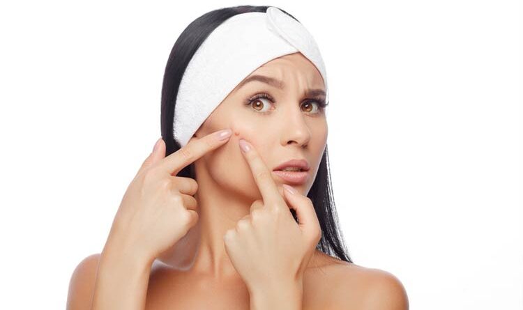 Stop! Don’t Pop Your Pimples – A Danger Can Happen