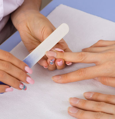 Maintainthe natural shape of your nails