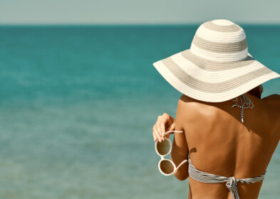 7 Tips on How to Remove Sun Spots and Heal The Sun Damaged Areas