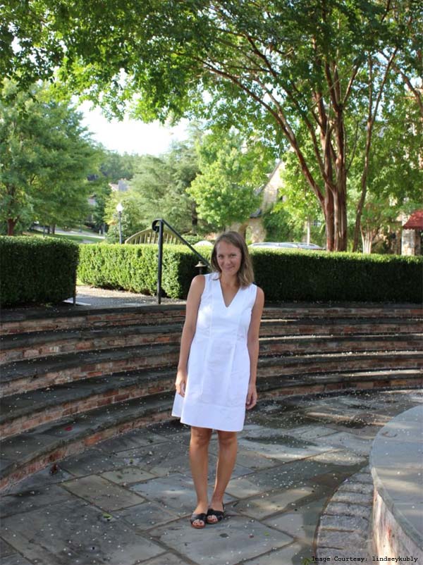 The Cotton Poplin Everlane Sleeveless Flare V-Neck Dress