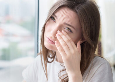 Why Does Eye Makeup Kept For A Prolonged Period Irritate Your Eyes