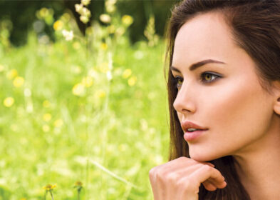 How To Reduce Under Eye Puffiness And Reduce Swelling Around The Eyes