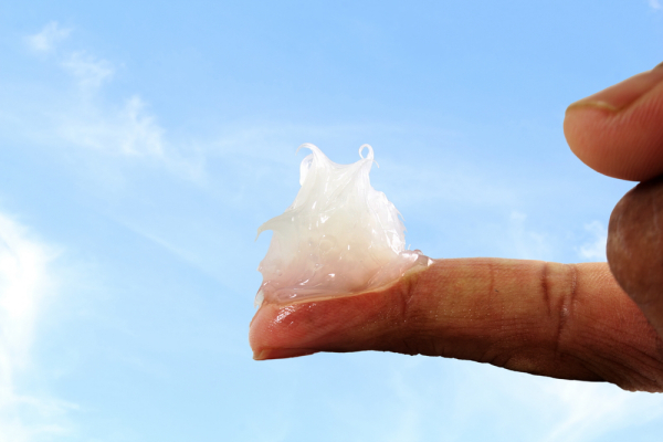 Petroleum Jelly To Remove Acrylic Nails