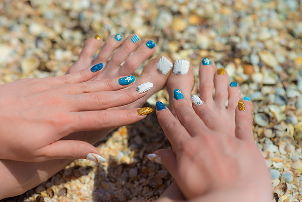 summer star nail design