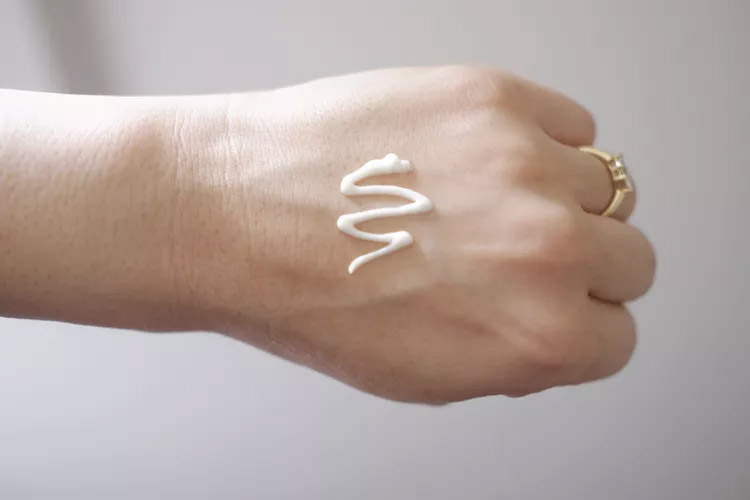 how to use Beverly Hills MD Deep Wrinkle Filler