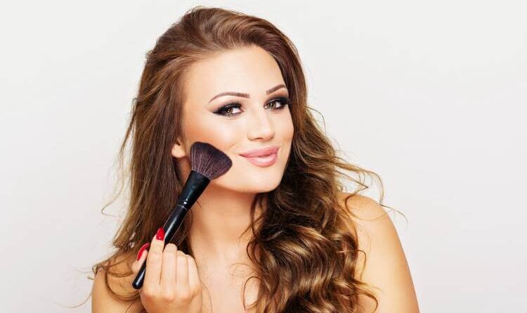 Makeup For Beginners: 11 Best Tips For Makeup Beginners To Look Fab