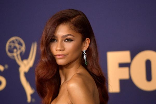 zendaya Retro Glam Waves